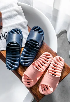 Vasara namų skylėtas šlepetės moterų viešbutis sandalai išskaptuotas silent EVA plastiko batai